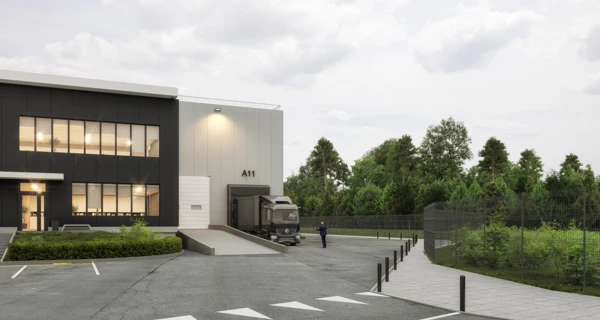 Формат лайт индастриал как склад для малого и среднего бизнеса в Москве: преимущества